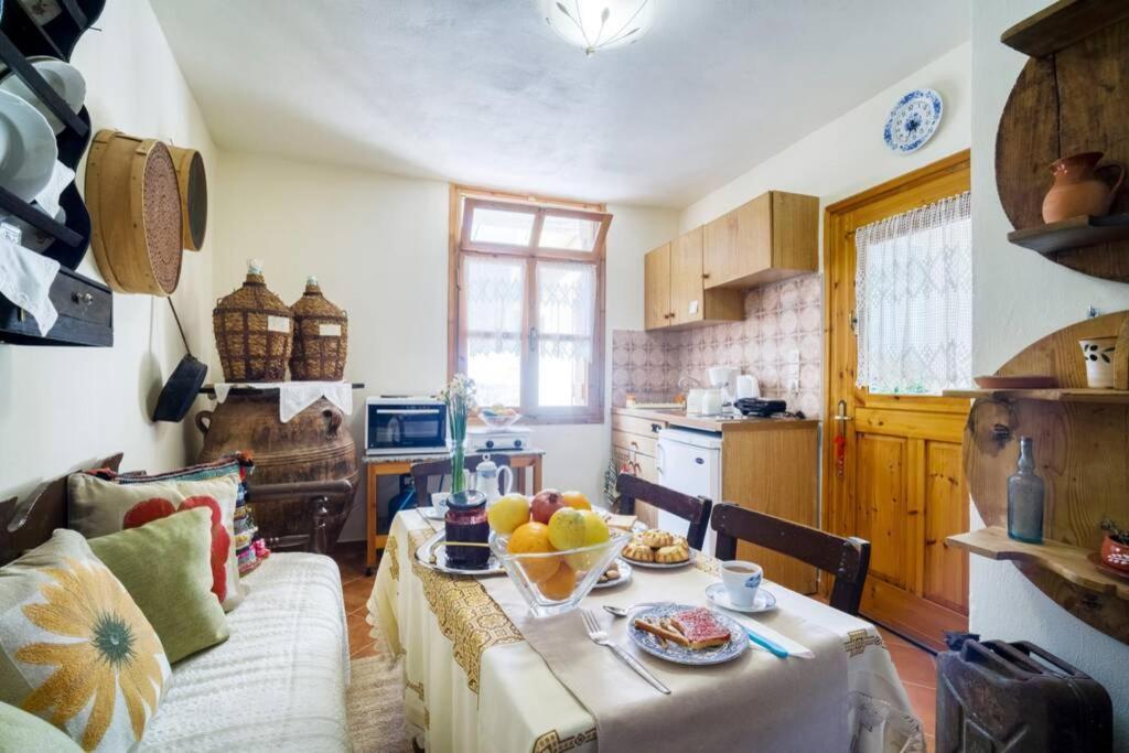 Traditional Cretan Stone House In The Center Of Crete Litos Екстер'єр фото