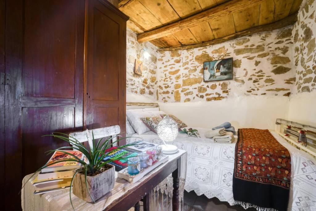 Traditional Cretan Stone House In The Center Of Crete Litos Екстер'єр фото