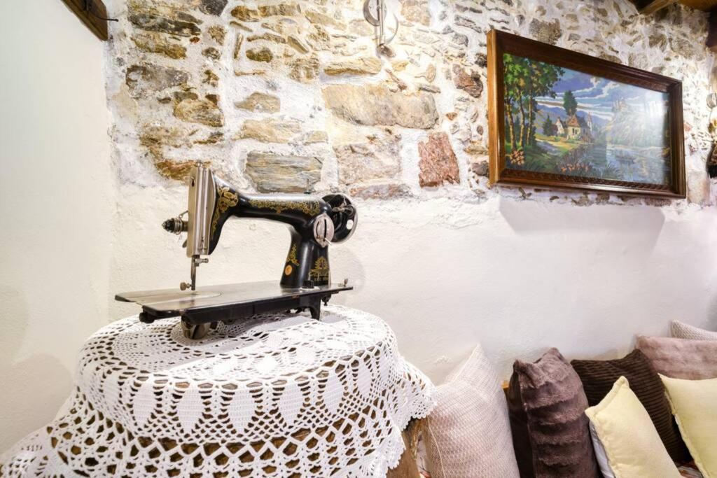 Traditional Cretan Stone House In The Center Of Crete Litos Екстер'єр фото