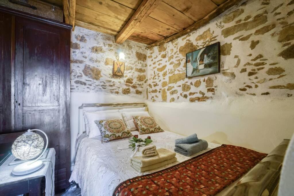 Traditional Cretan Stone House In The Center Of Crete Litos Екстер'єр фото